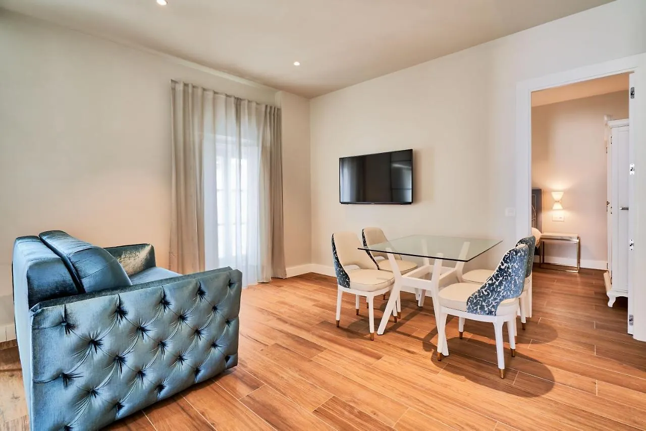 Tandem Palacio Veedor De Galeras Suites Cádiz Spanje