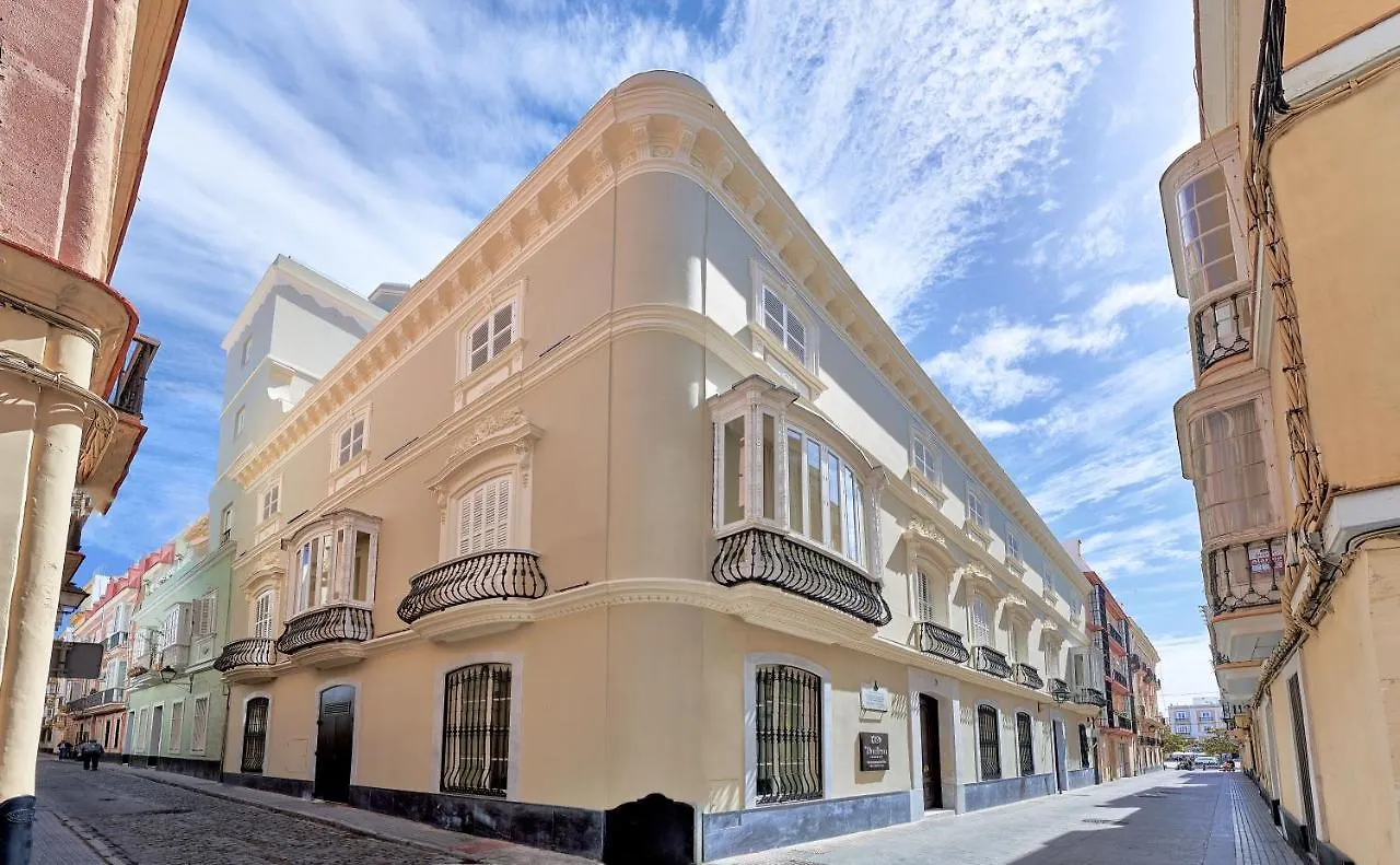 Tandem Palacio Veedor De Galeras Suites Cádiz 0*,