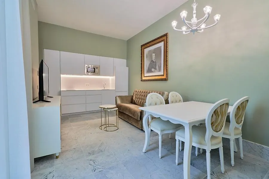 Tandem Palacio Veedor De Galeras Suites Cádiz Appartement