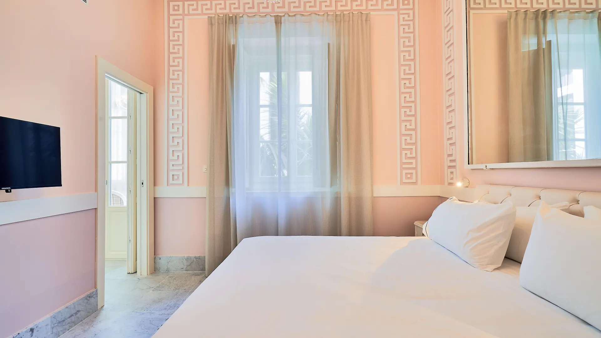 Tandem Palacio Veedor De Galeras Suites Cádiz 0*,  Spanje