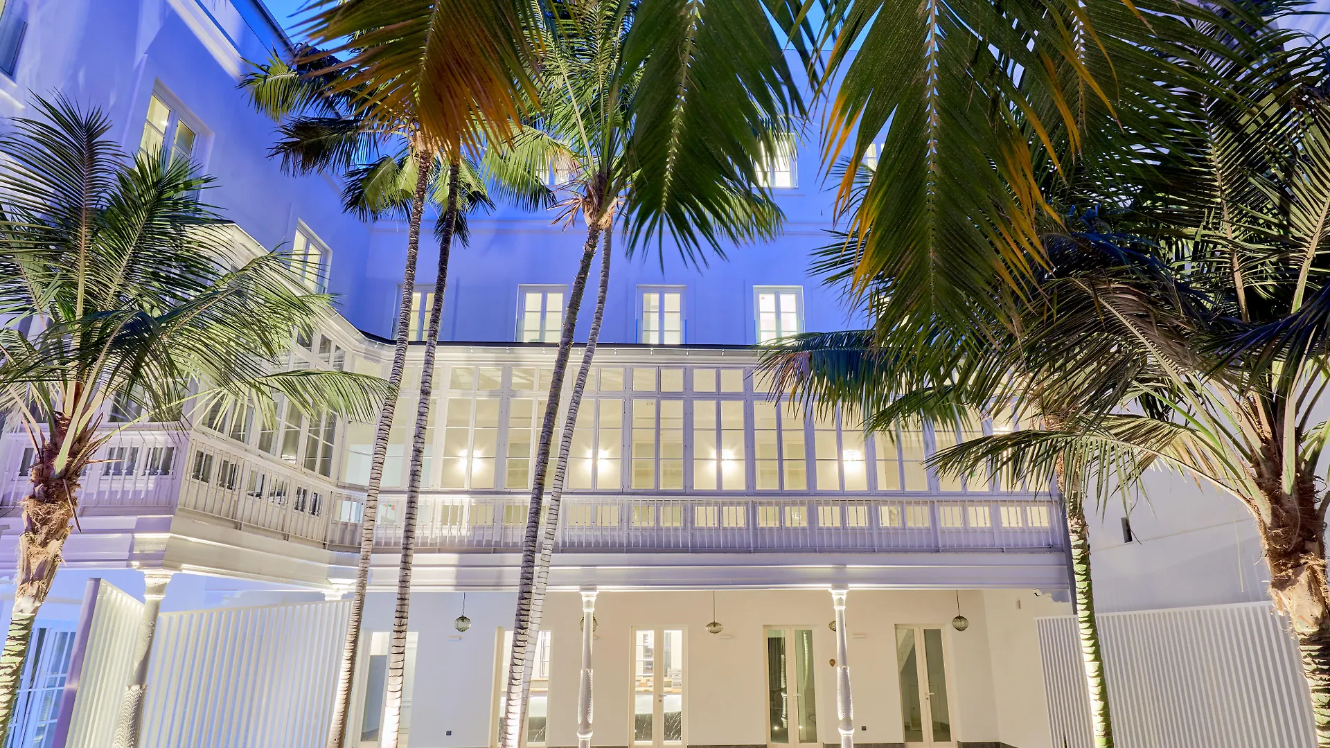 Tandem Palacio Veedor De Galeras Suites Cádiz